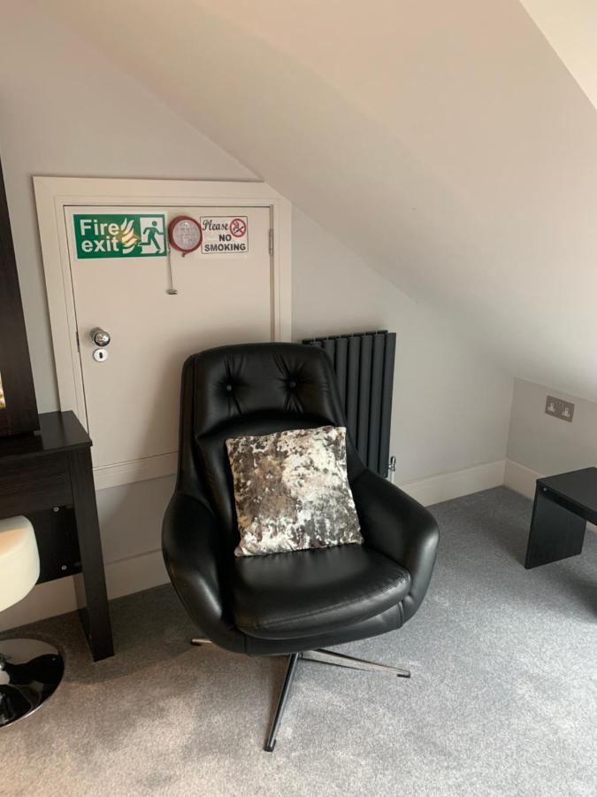 Cosy Beautiful One Bedroom Flat ドーキング エクステリア 写真